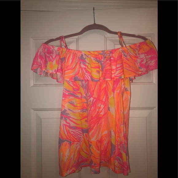 Lilly Pulitzer Tops - Lilly Pulitzer top size XS